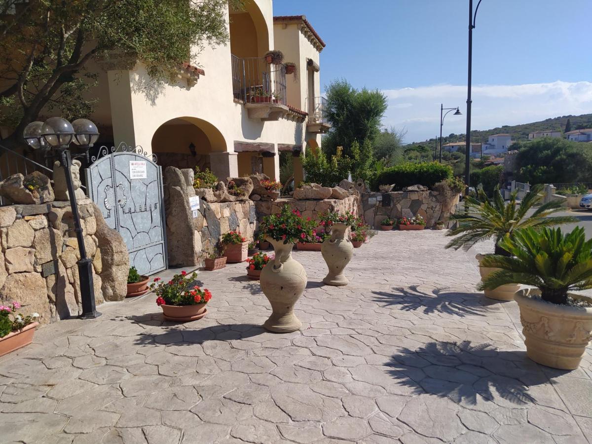 Antica Isola Bed & Breakfast Olbia Exterior foto