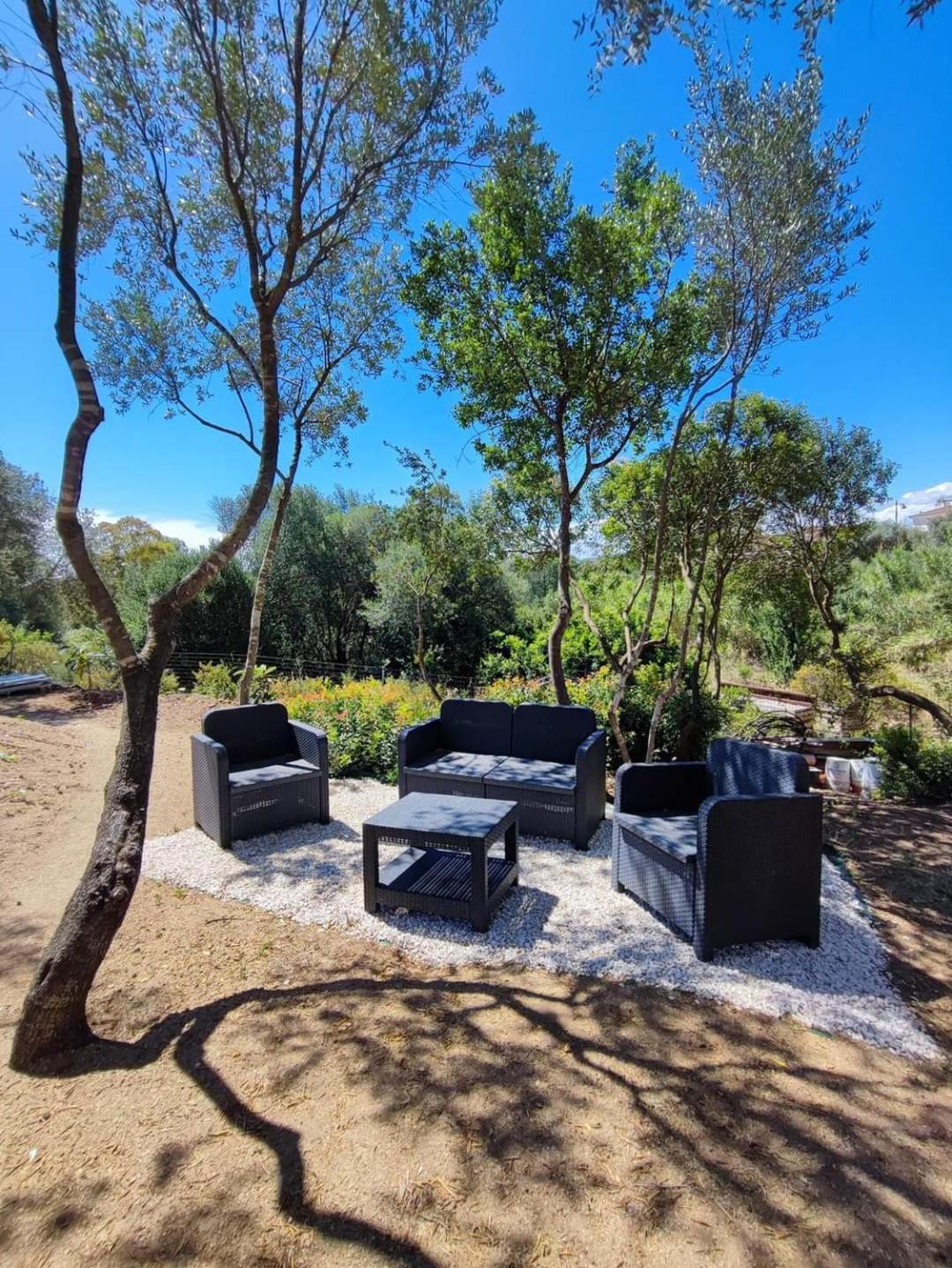 Antica Isola Bed & Breakfast Olbia Exterior foto